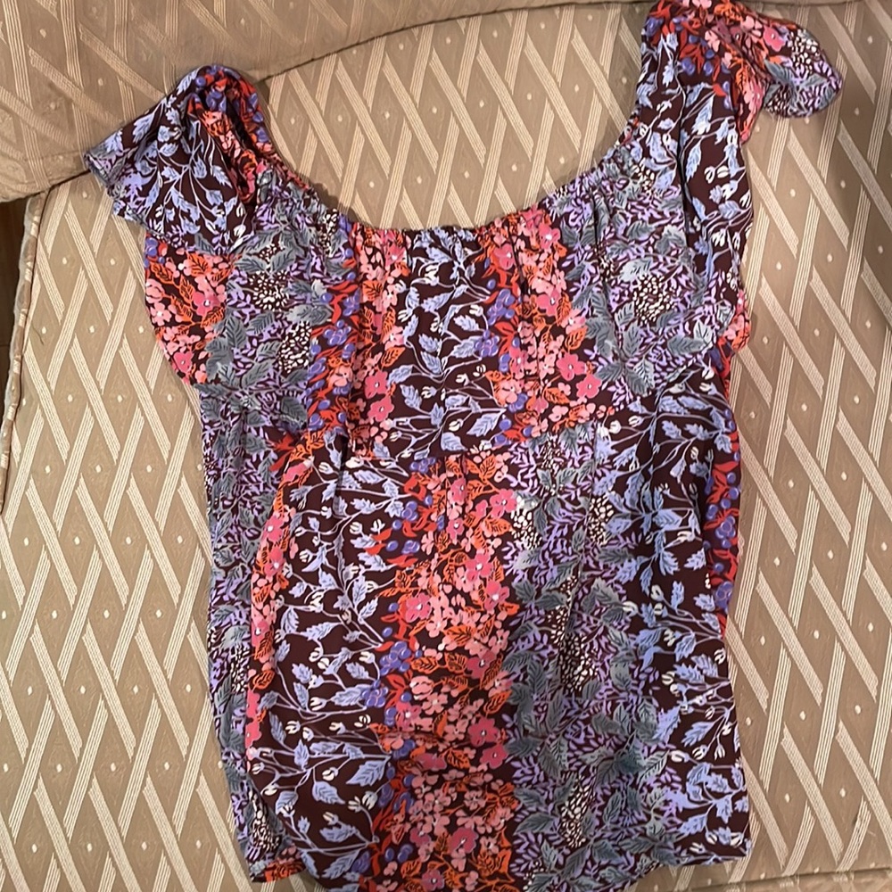Maeve floral polyester top (Anthropologie)